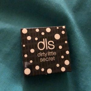 Dirty little secret eye shadow pot